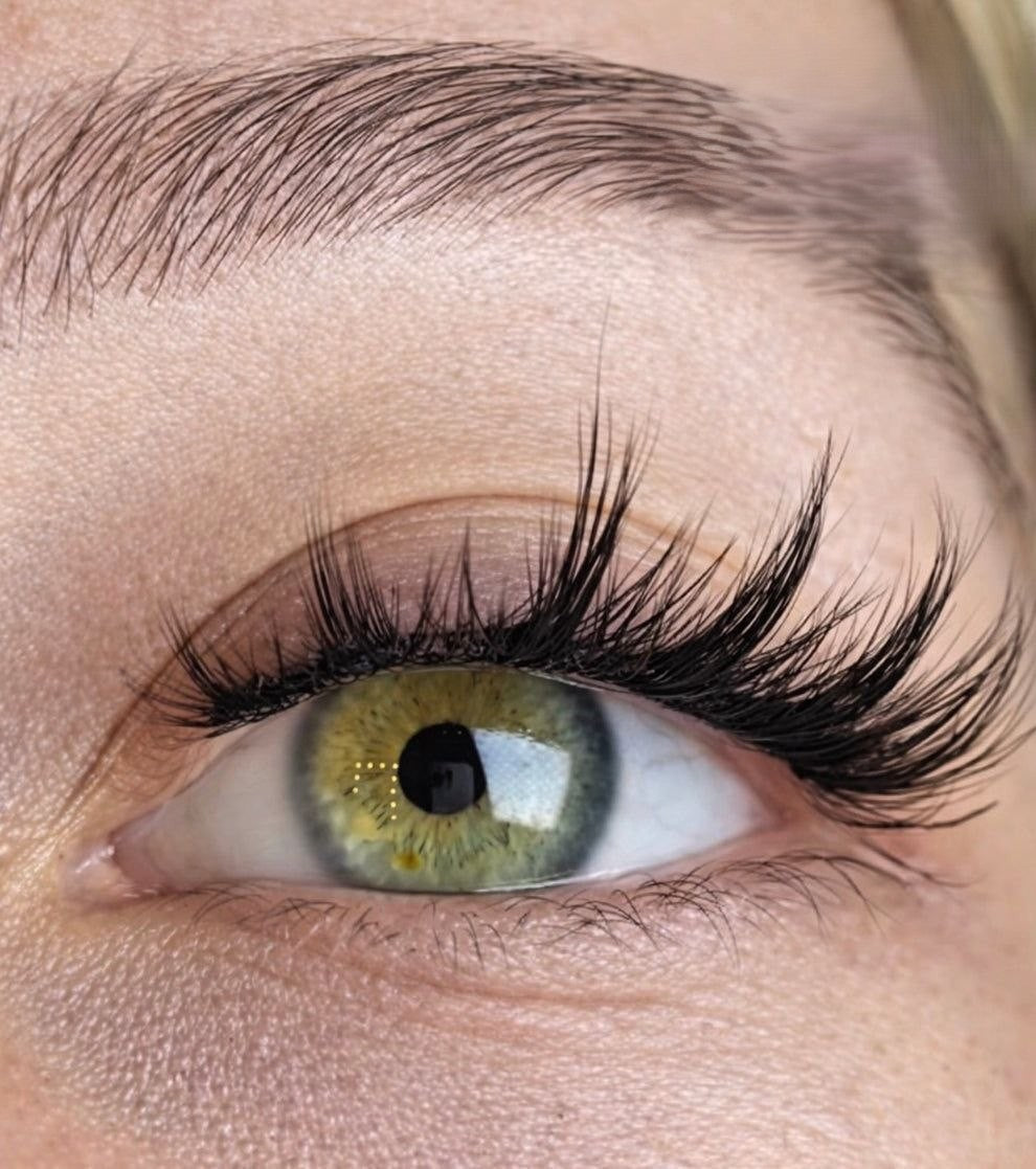 Magnetic Eyelashes (No Glue At Home Eyelashes)